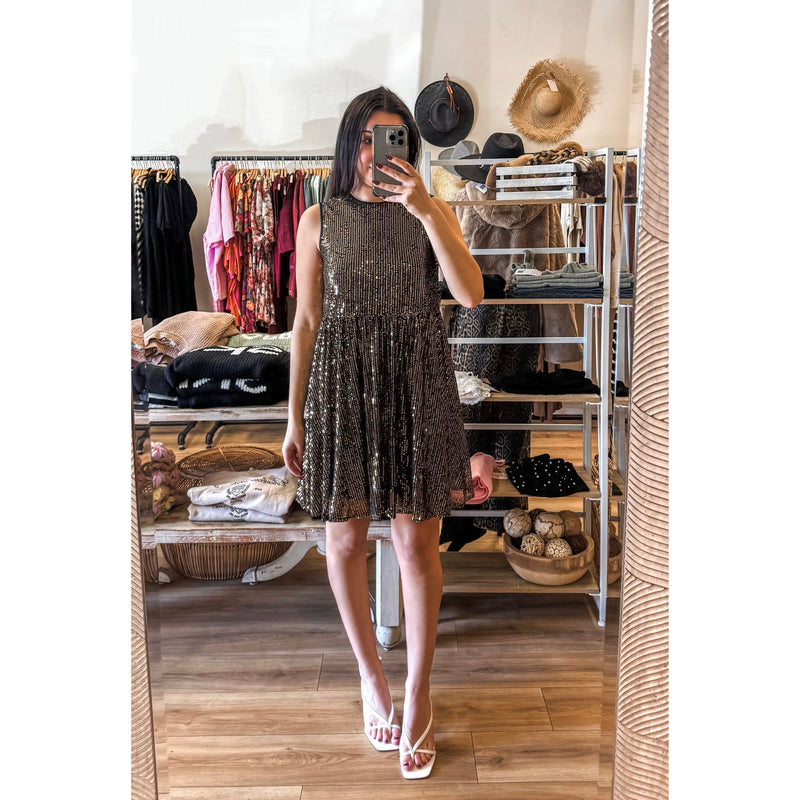 Gold Sequin Bow Back Dress Medium Gold Sequin Bow Back Dress Medium